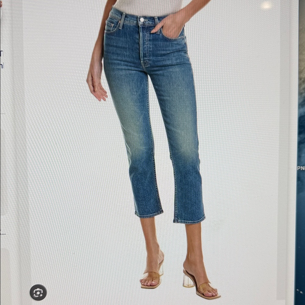MOTHER 31 The Tomcat Kneeling on Stones Jeans